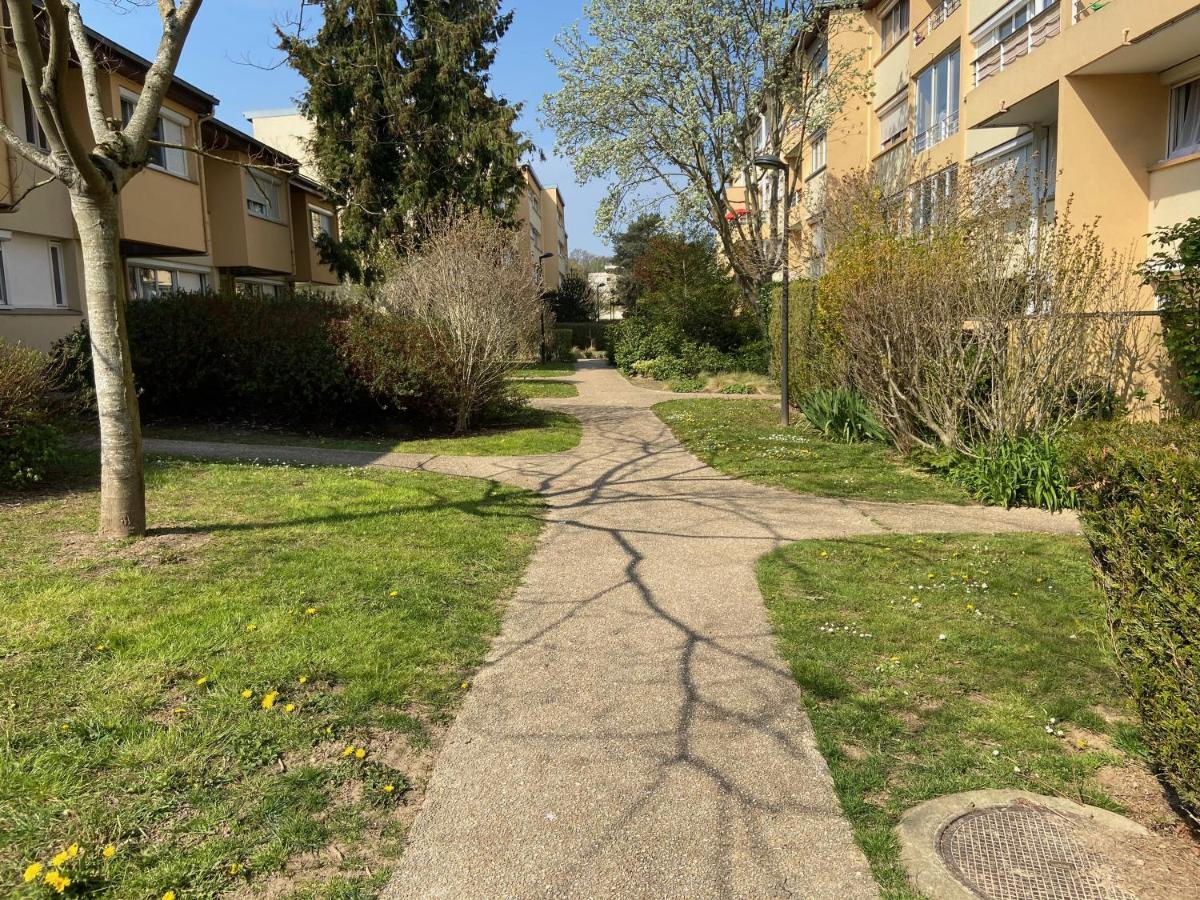T2 Proche Paris Et Gare Tgv Massy Apartman Massy  Kültér fotó